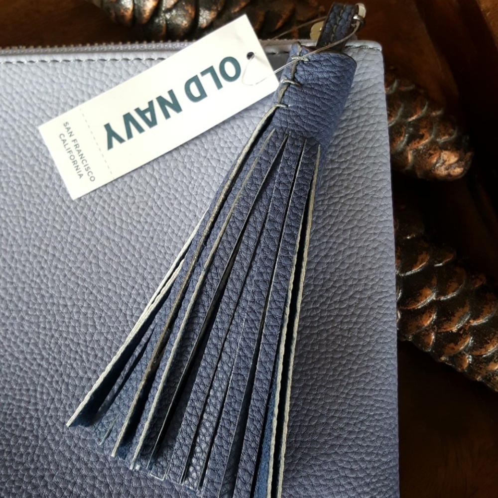 Purse - Picture 2 of 3